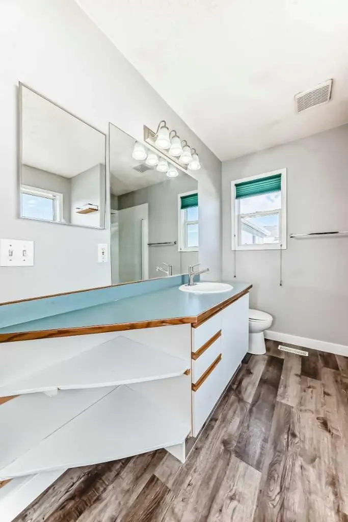 10800 Hidden Valley Drive NW Calgary AB T3A 5H6