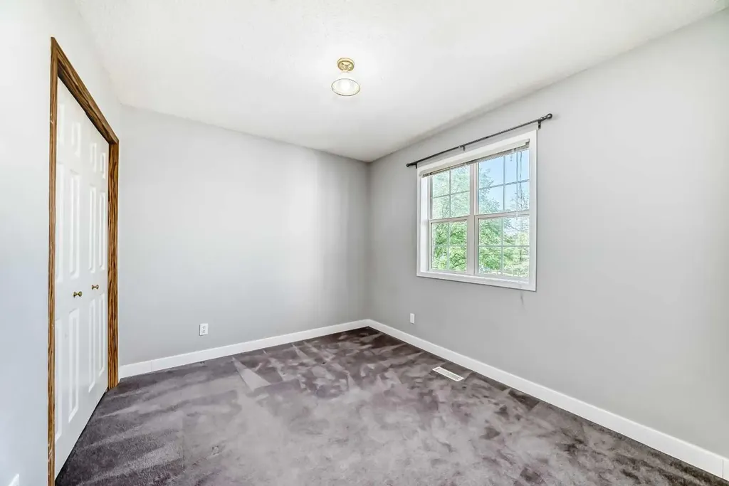 10800 Hidden Valley Drive NW Calgary AB T3A 5H6
