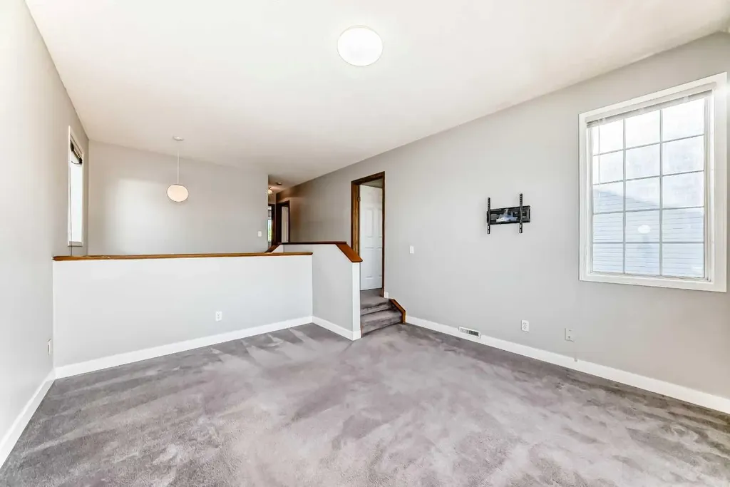 10800 Hidden Valley Drive NW Calgary AB T3A 5H6