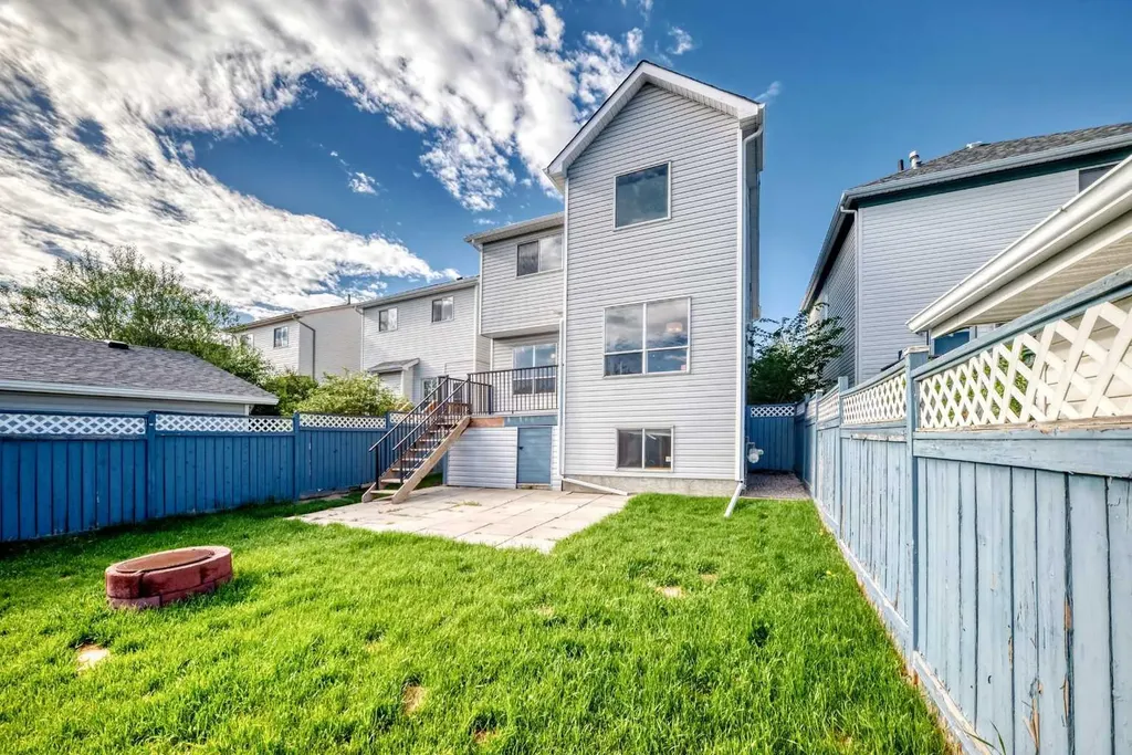 10800 Hidden Valley Drive NW Calgary AB T3A 5H6