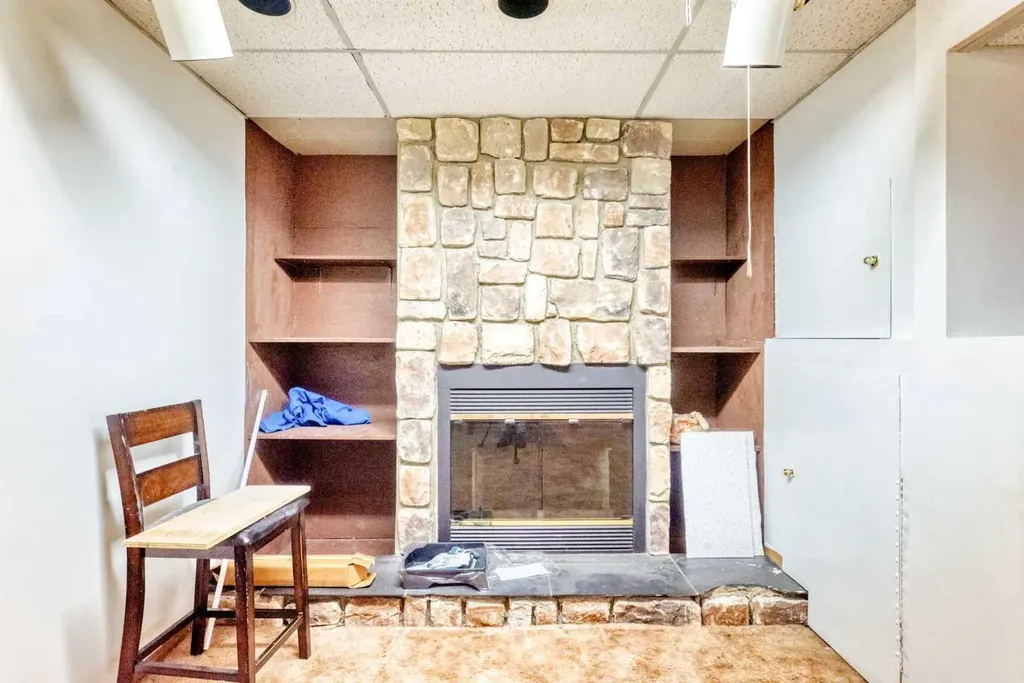 4218 38 Street NE Calgary AB T1Y 5S7