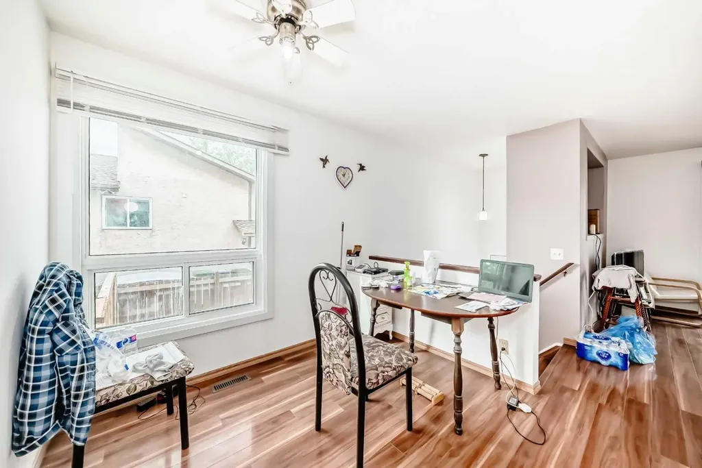 4218 38 Street NE Calgary AB T1Y 5S7