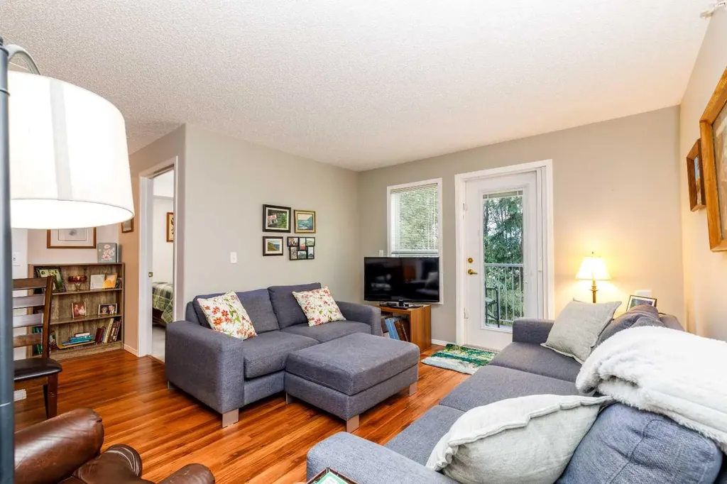56 Carroll Crescent Red Deer AB T4P 3Y3