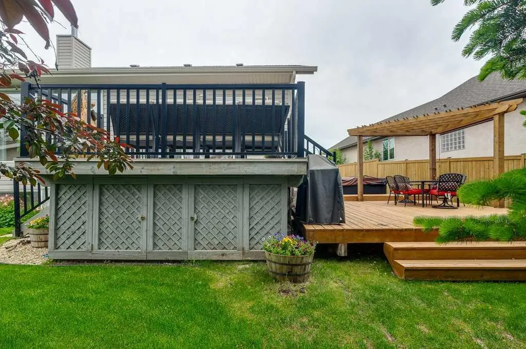 32 Duval Close Red Deer AB T4R 2Y7