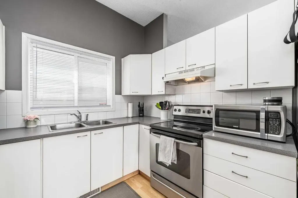395 River Rock Circle SE Calgary AB T2C 4B9