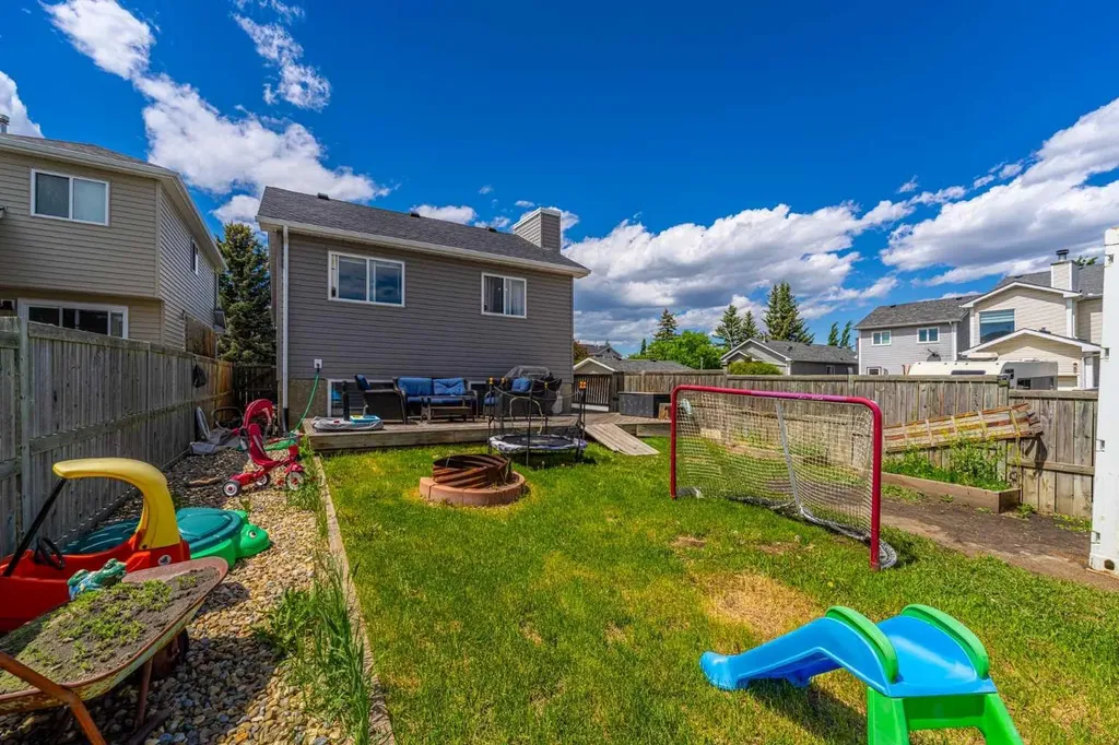 395 River Rock Circle SE Calgary AB T2C 4B9