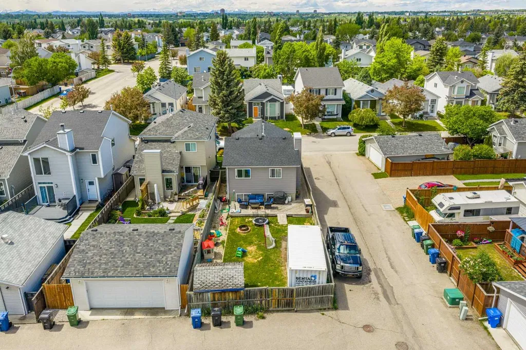 395 River Rock Circle SE Calgary AB T2C 4B9