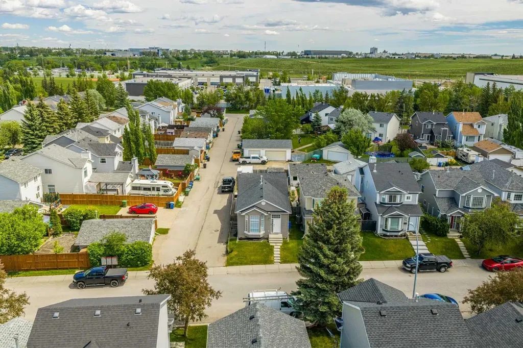 395 River Rock Circle SE Calgary AB T2C 4B9