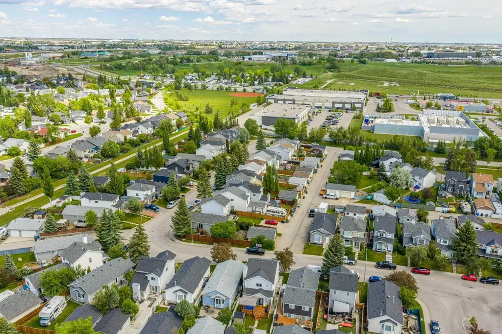 395 River Rock Circle SE Calgary AB T2C 4B9