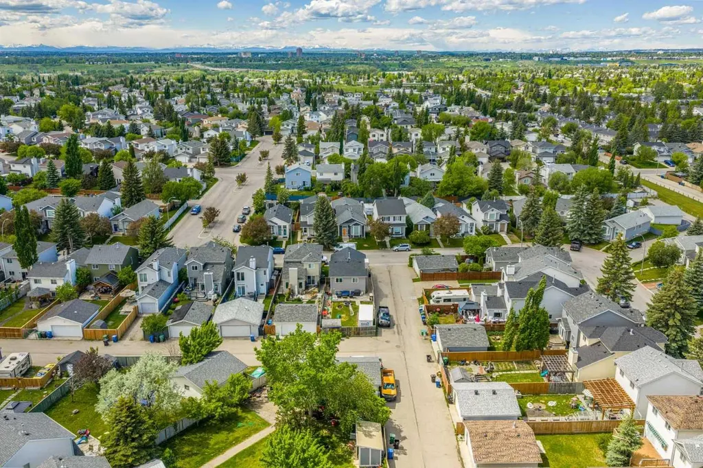 395 River Rock Circle SE Calgary AB T2C 4B9