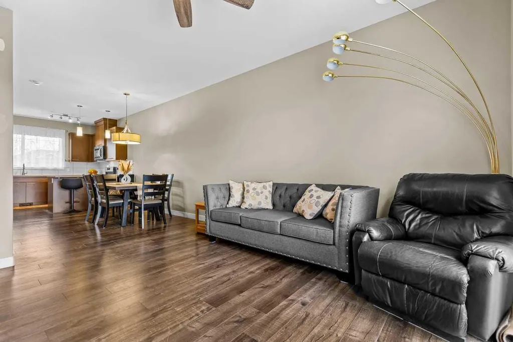 1667 Symons Valley Parkway NW Calgary AB T3P 0R9