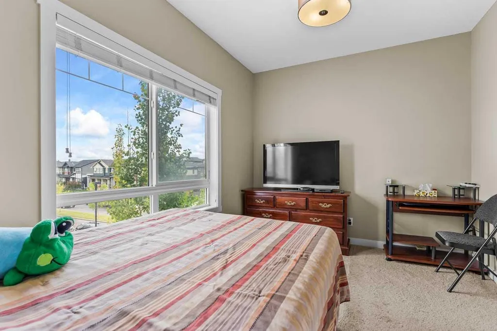 1667 Symons Valley Parkway NW Calgary AB T3P 0R9