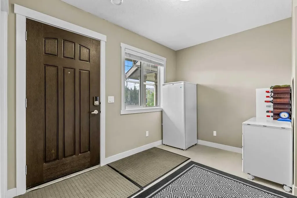 1667 Symons Valley Parkway NW Calgary AB T3P 0R9