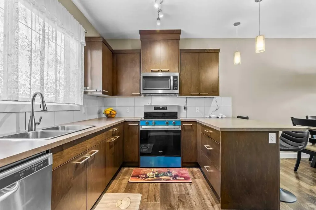 1667 Symons Valley Parkway NW Calgary AB T3P 0R9