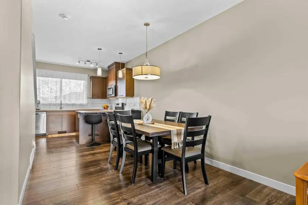 1667 Symons Valley Parkway NW Calgary AB T3P 0R9