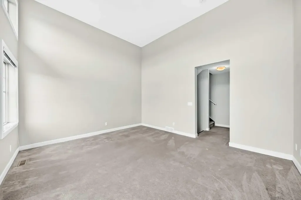 132 Sage Hill Grove NW Calgary AB T3R 0Z8