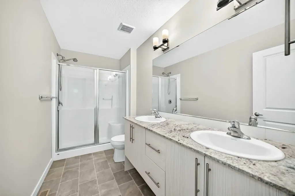 132 Sage Hill Grove NW Calgary AB T3R 0Z8