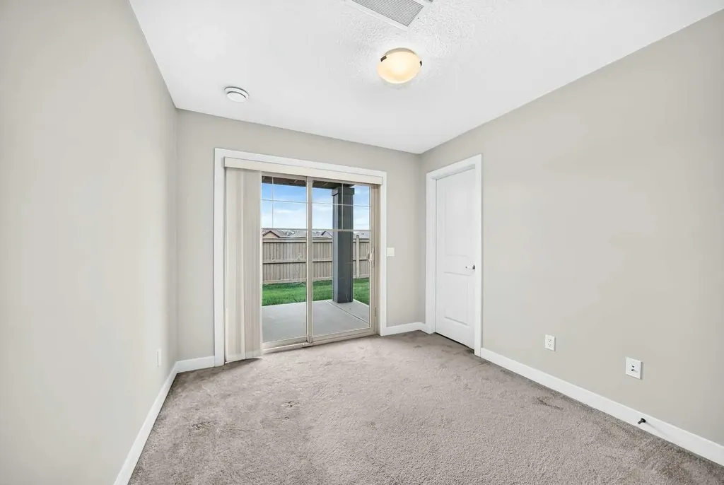 132 Sage Hill Grove NW Calgary AB T3R 0Z8