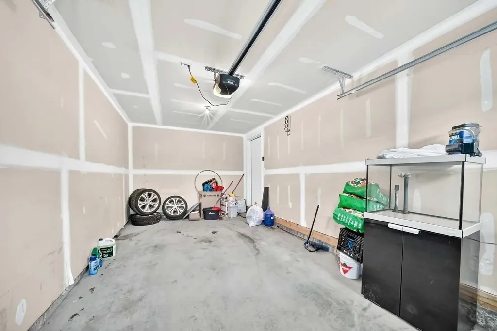 132 Sage Hill Grove NW Calgary AB T3R 0Z8