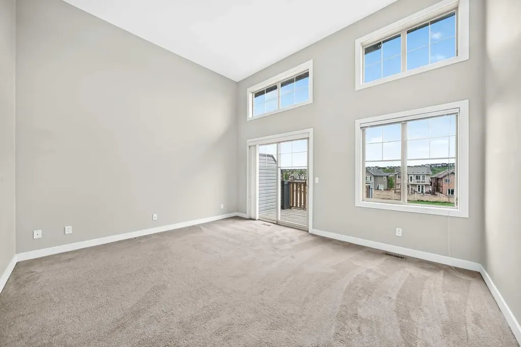 132 Sage Hill Grove NW Calgary AB T3R 0Z8