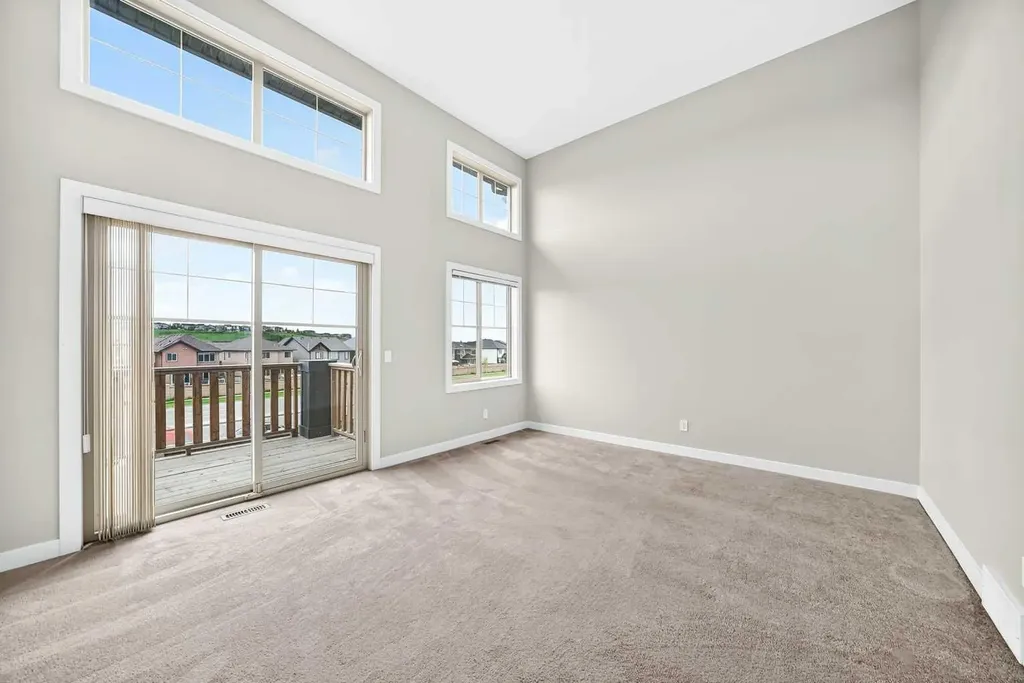 132 Sage Hill Grove NW Calgary AB T3R 0Z8