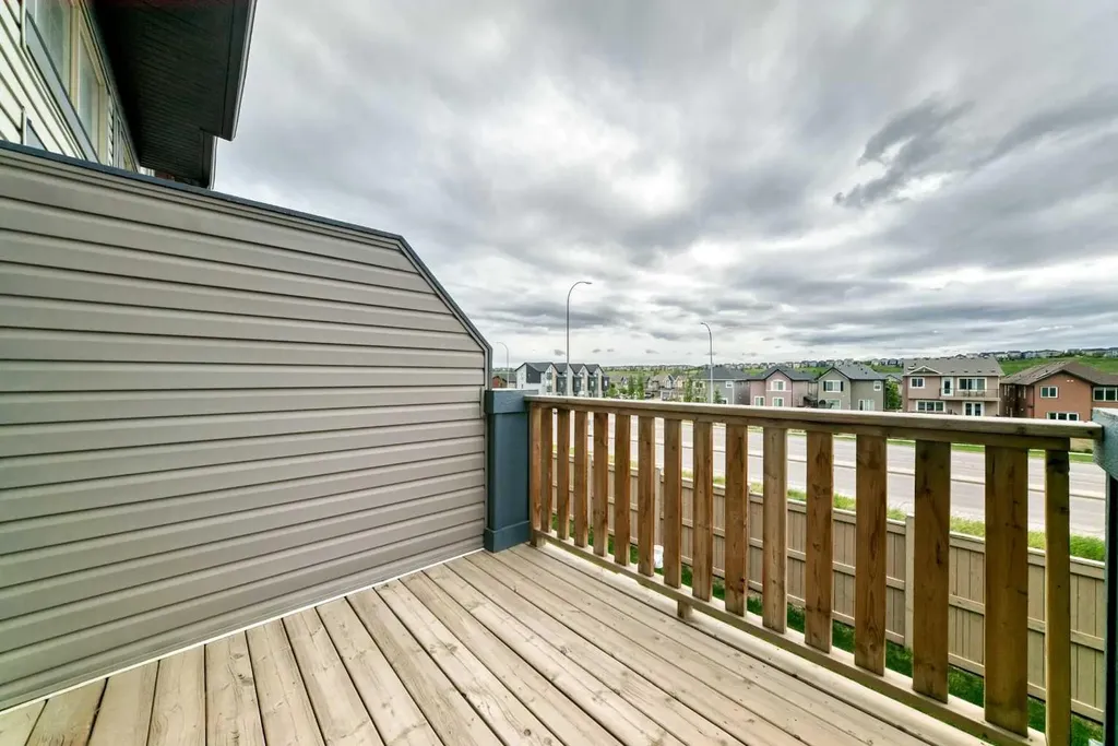 132 Sage Hill Grove NW Calgary AB T3R 0Z8