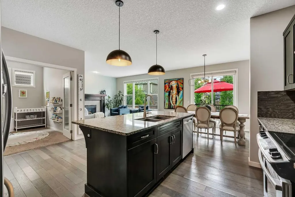 58 Valley Pointe Bay NW Calgary AB T3B 6B6