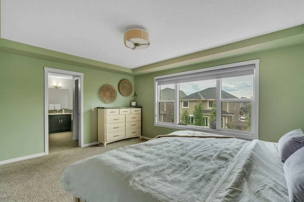 58 Valley Pointe Bay NW Calgary AB T3B 6B6