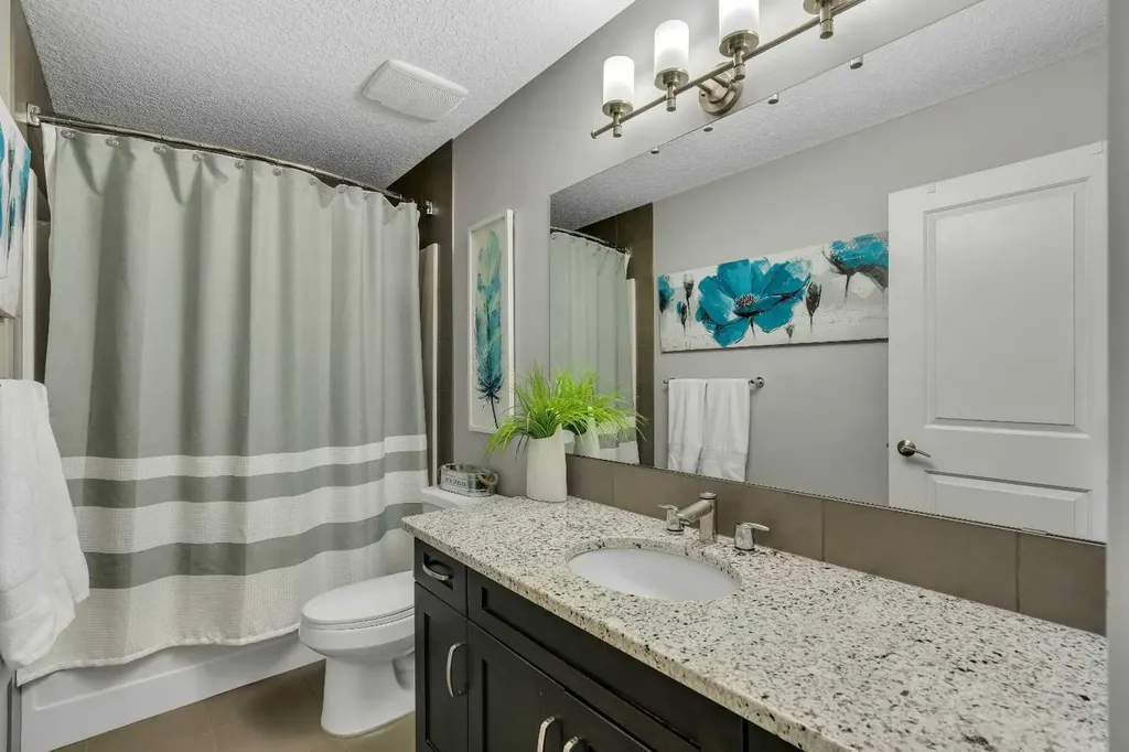58 Valley Pointe Bay NW Calgary AB T3B 6B6