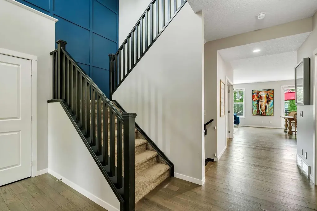 58 Valley Pointe Bay NW Calgary AB T3B 6B6