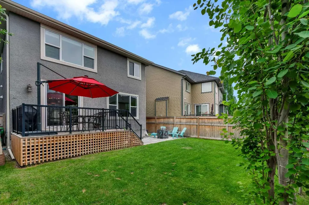 58 Valley Pointe Bay NW Calgary AB T3B 6B6