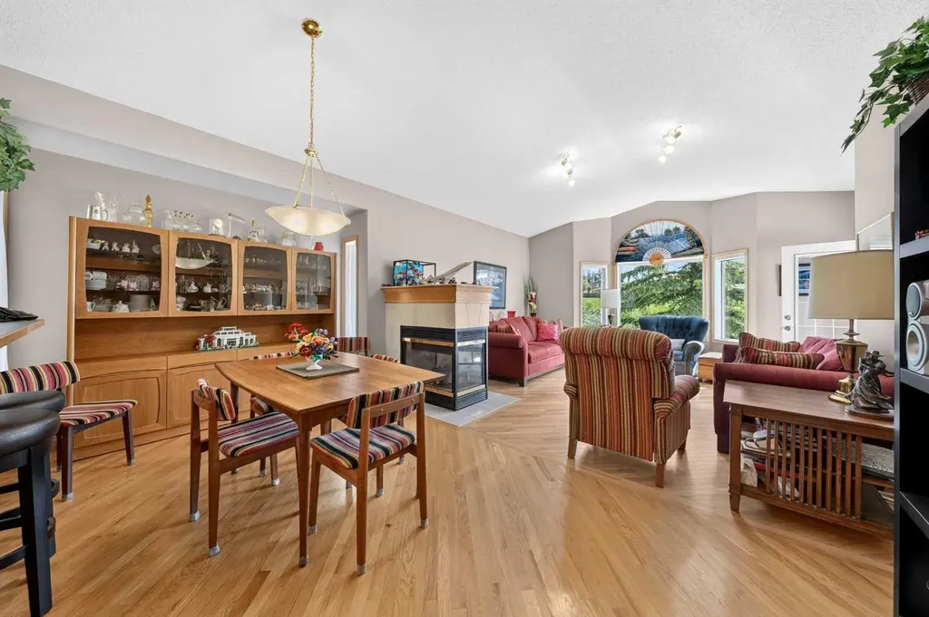 37 Scimitar Heath NW Calgary AB T3L 2E1