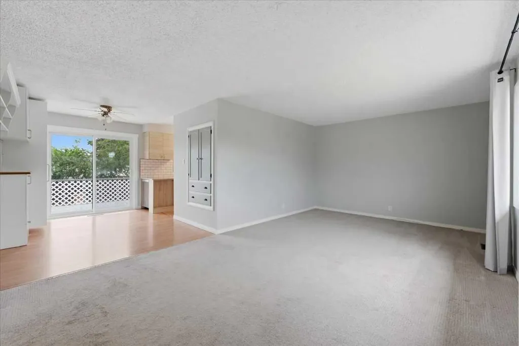4408 8 Avenue SW Calgary AB T3C 0G7