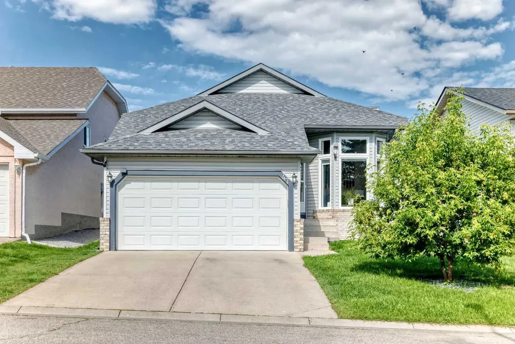 47 Harvest Glen Rise NE Calgary AB T3K4C1