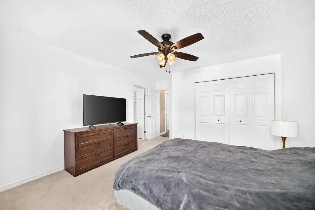 47 Harvest Glen Rise NE Calgary AB T3K4C1
