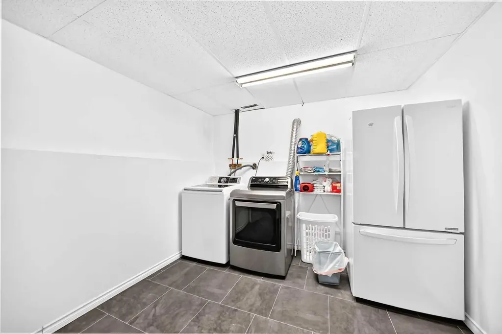 47 Harvest Glen Rise NE Calgary AB T3K4C1
