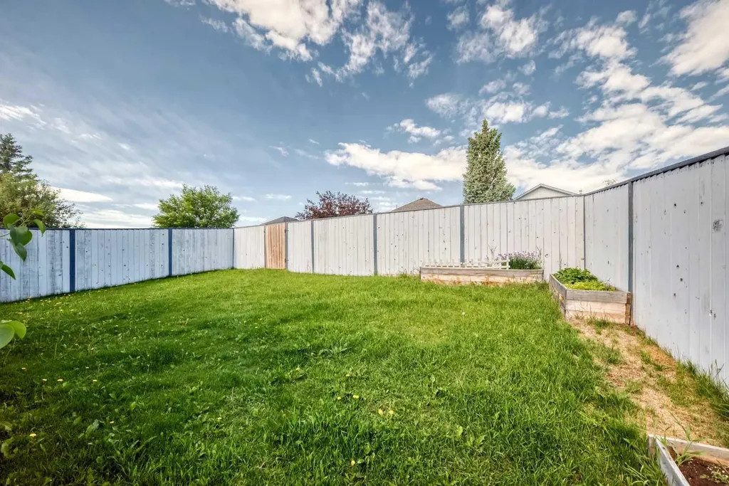 47 Harvest Glen Rise NE Calgary AB T3K4C1