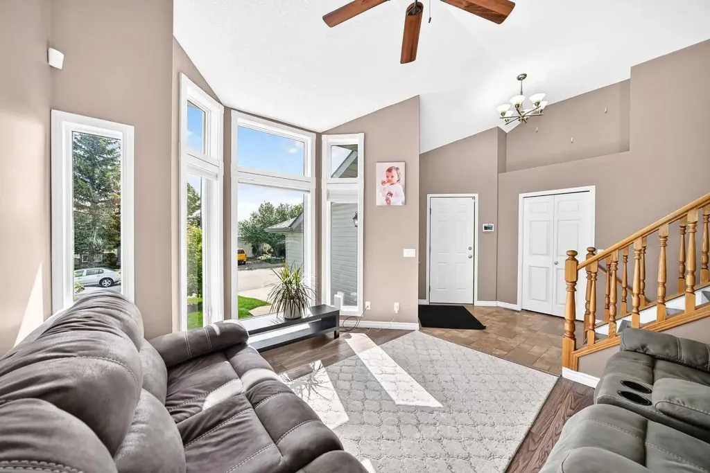 47 Harvest Glen Rise NE Calgary AB T3K4C1