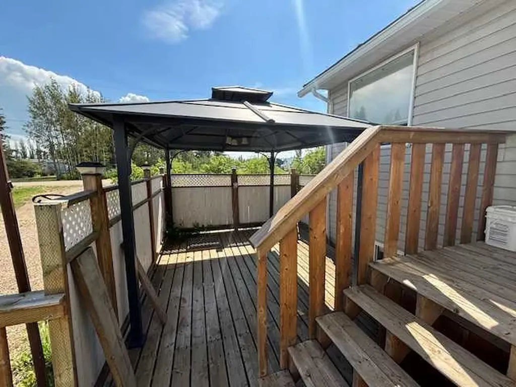 103 3rd Avenue North Star AB T0H2T0