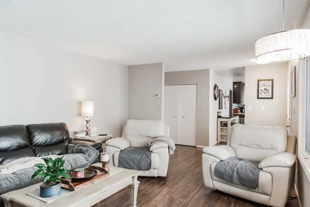 5102 43 Avenue Spirit River AB T0H3G0
