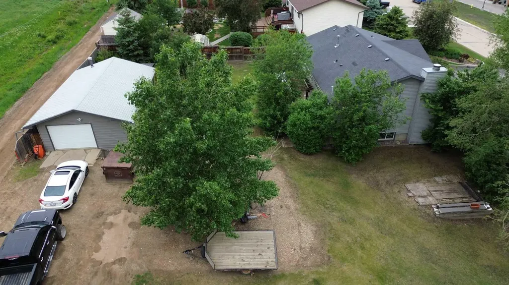 5102 43 Avenue Spirit River AB T0H3G0