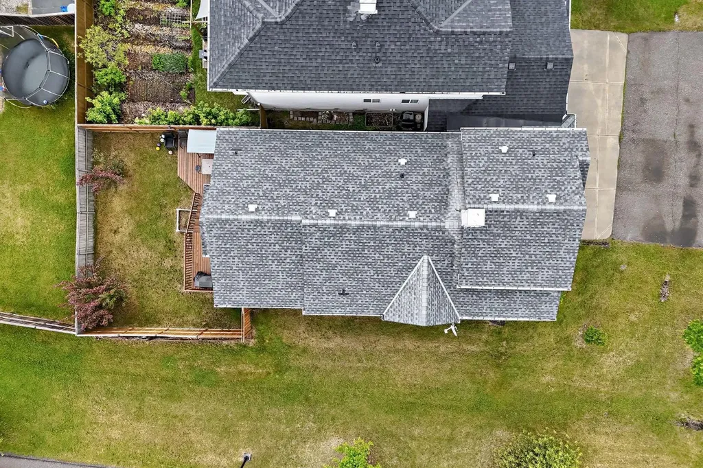 98 Canoe Square SW Airdrie AB T4B 2N5