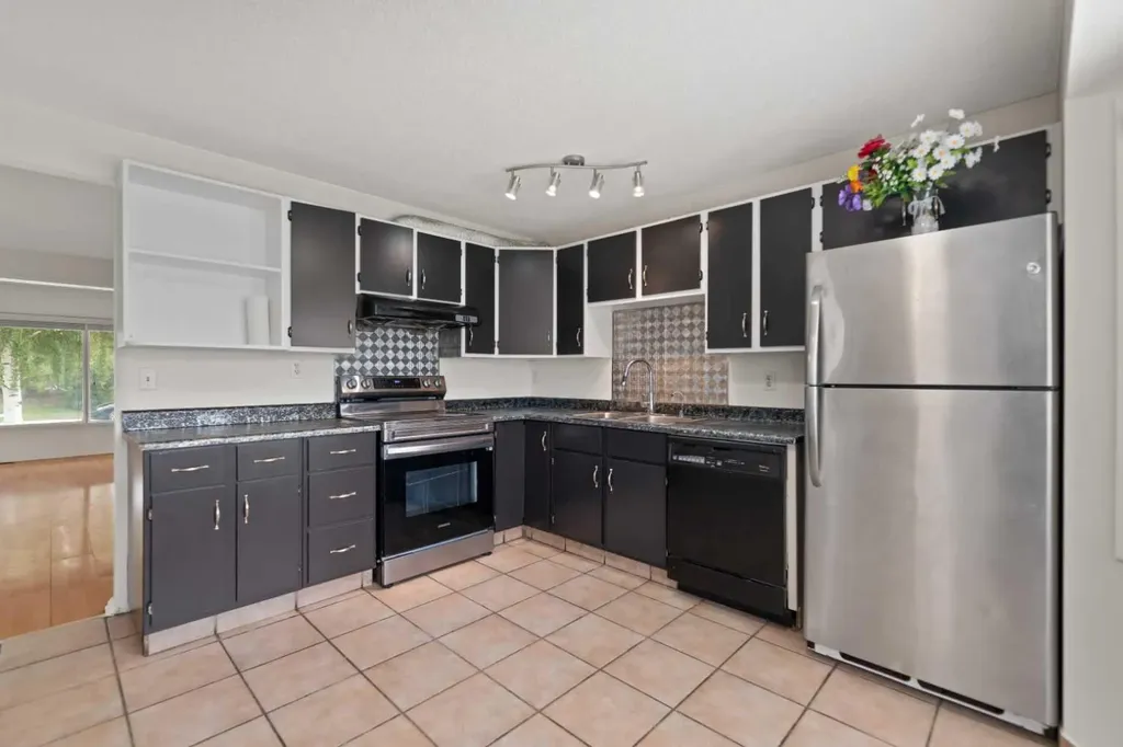 84 Martindale Close NE Calgary AB T3J 2T9