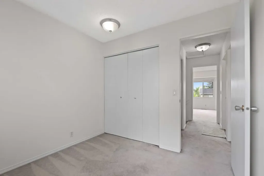 84 Martindale Close NE Calgary AB T3J 2T9