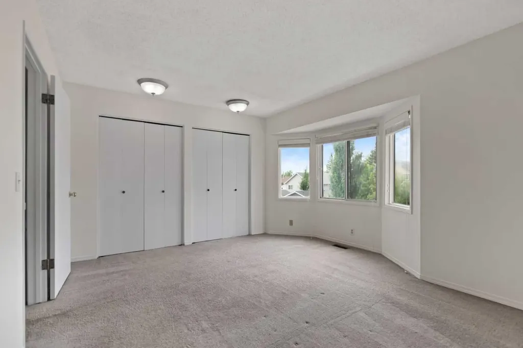 84 Martindale Close NE Calgary AB T3J 2T9