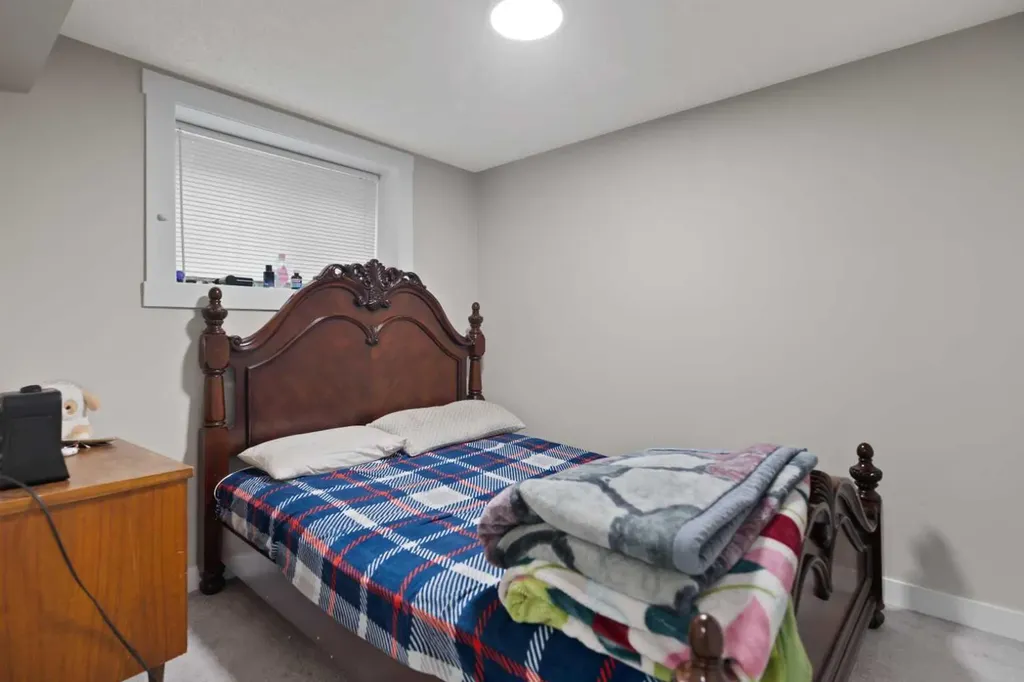84 Martindale Close NE Calgary AB T3J 2T9
