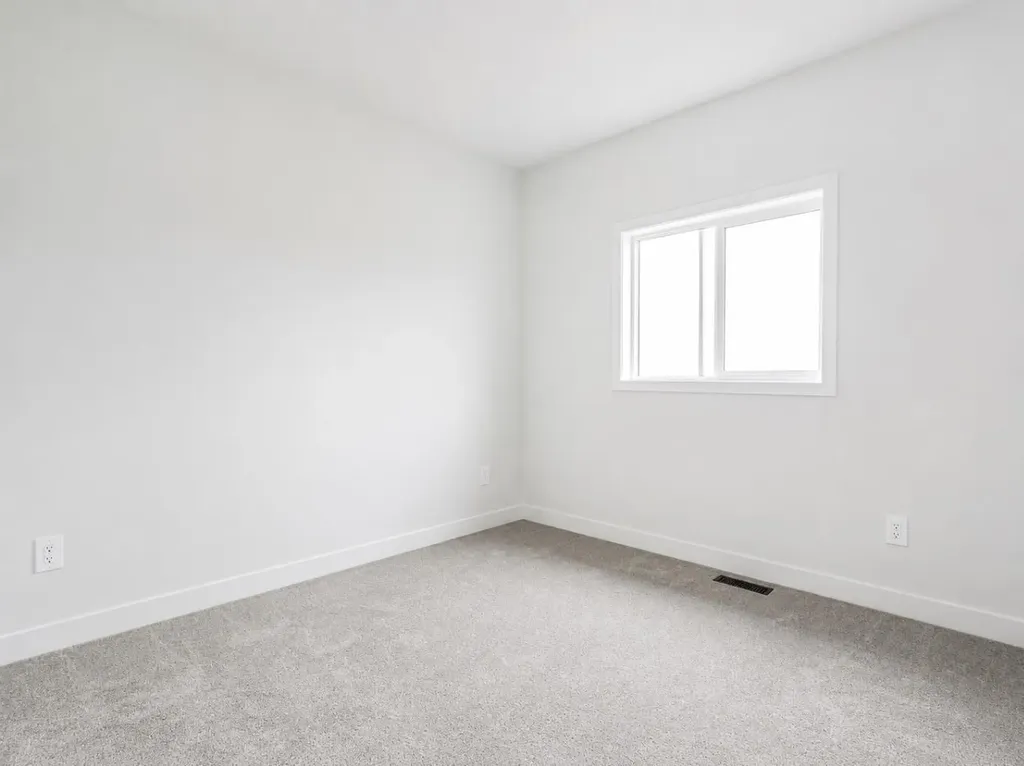 8557 72 Avenue Grande Prairie AB T8X0N9