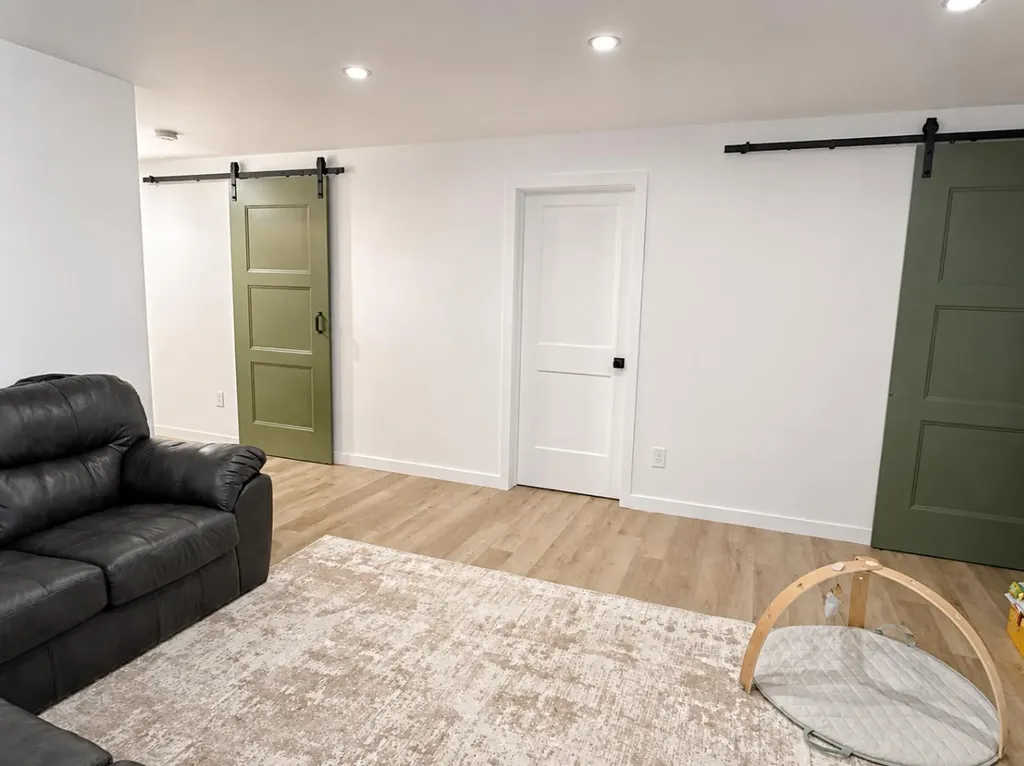 8557 72 Avenue Grande Prairie AB T8X0N9