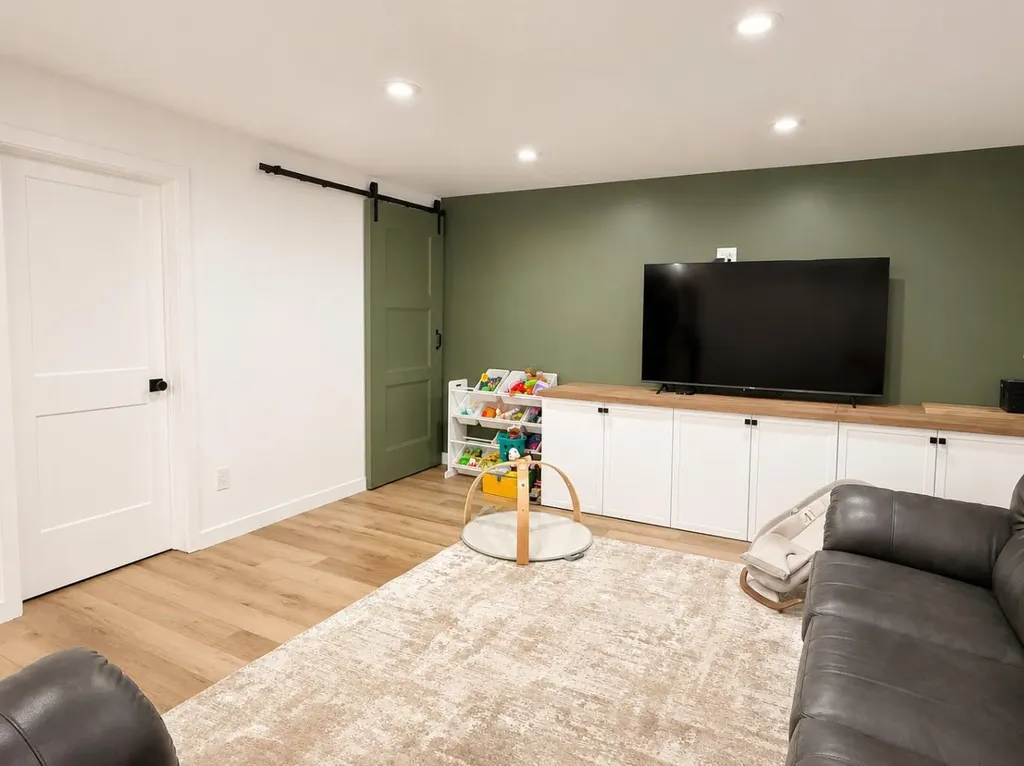 8557 72 Avenue Grande Prairie AB T8X0N9