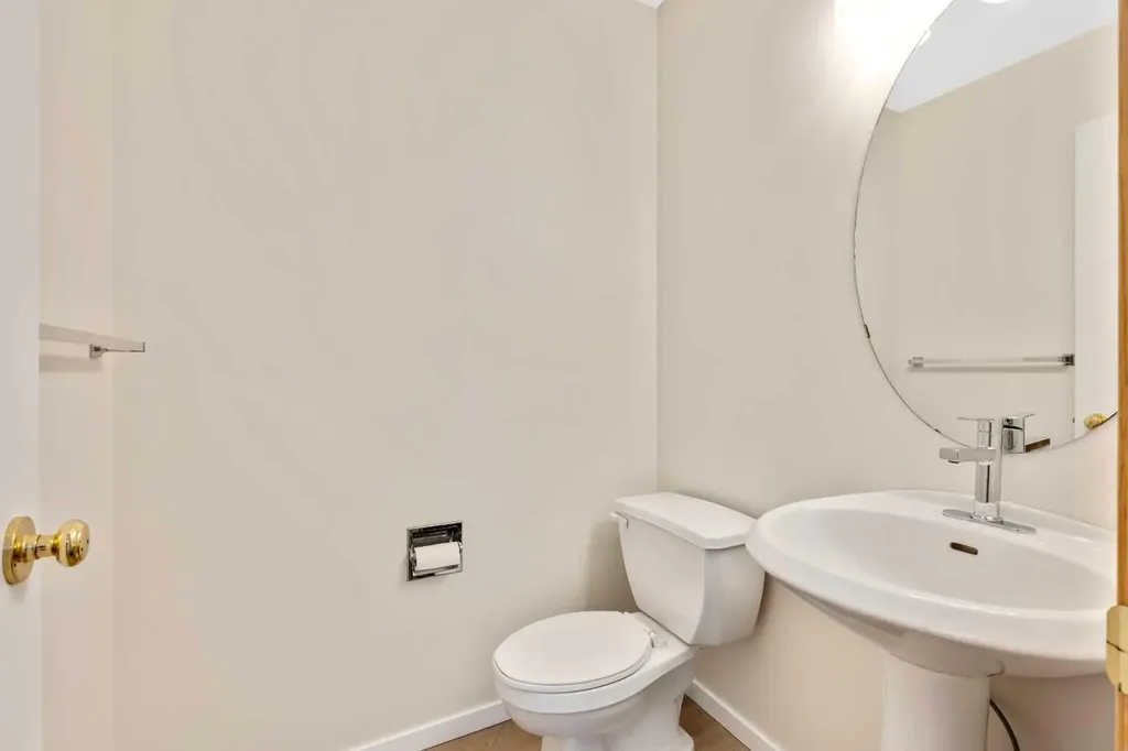 117 Millview Park SW Calgary AB T2Y 3Y2